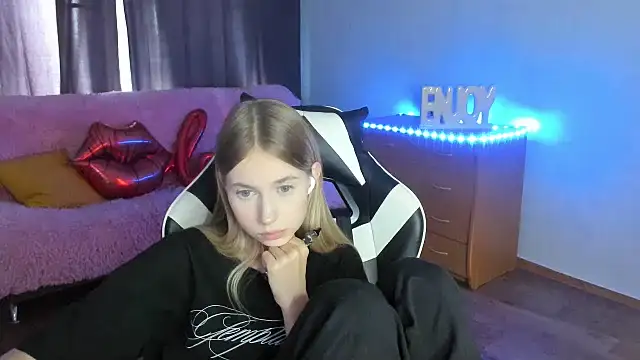 ModelPi's Webcam Show