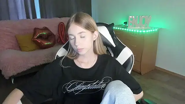 ModelPi's Webcam Show