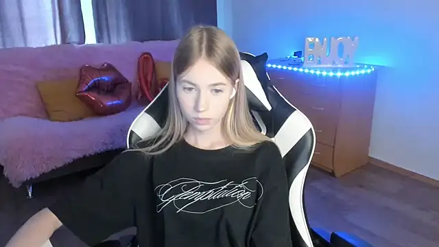 ModelPi's Webcam Show