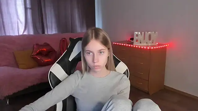 ModelPi's Webcam Show