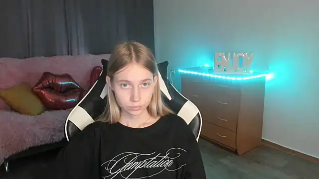 ModelPi's Live XXX Chat