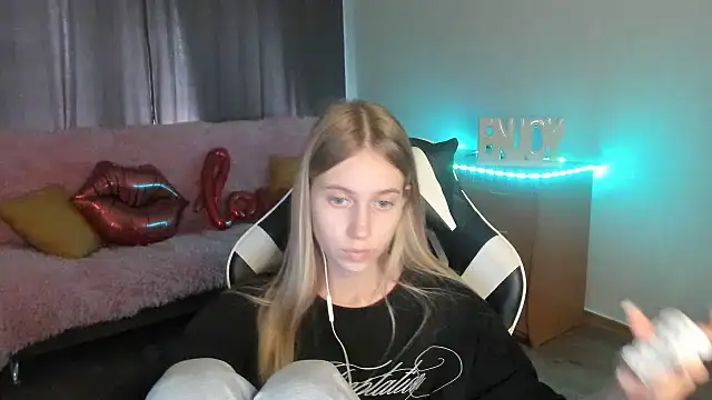 ModelPi's Live XXX Chat