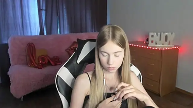 ModelPi's Webcam Show