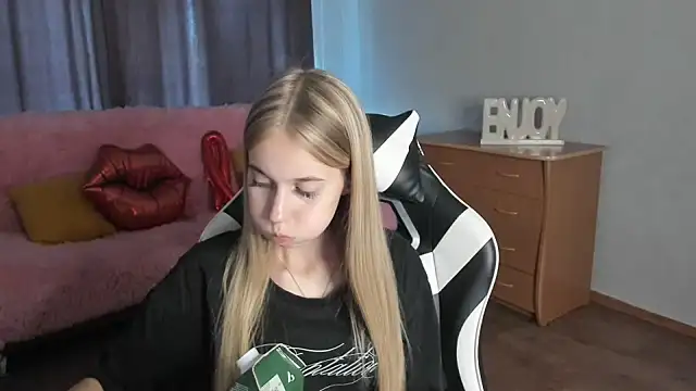 ModelPi's Webcam Show