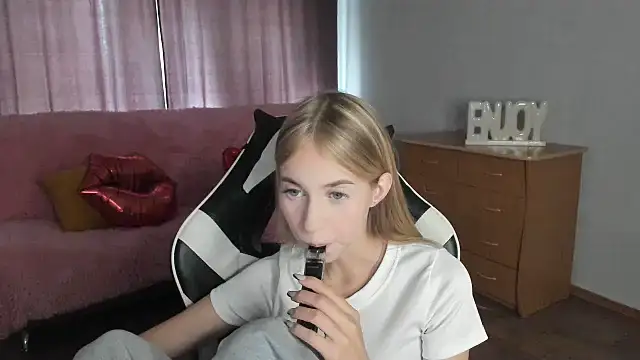 ModelPi's Live XXX Chat