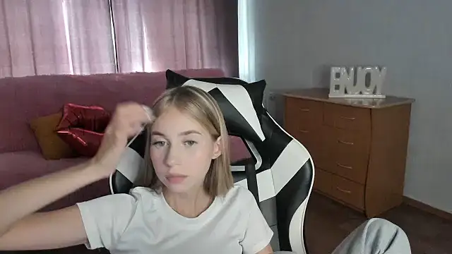 ModelPi's Live XXX Chat