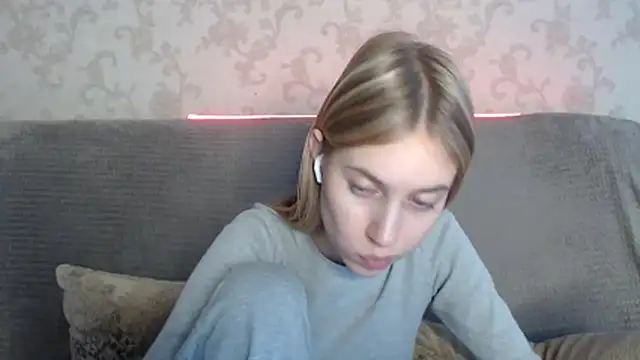 Chat +18 de ModelPi ao vivo