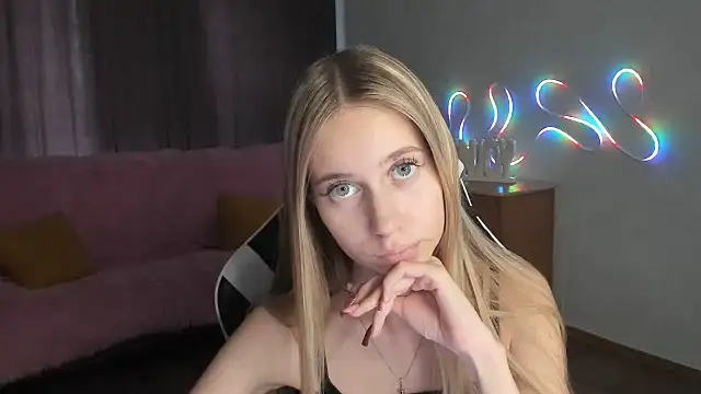 ModelPi's Live XXX Chat