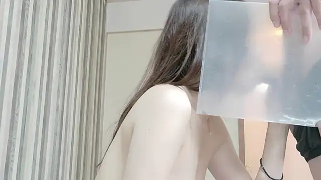mina-0814-jpn Adlı Modelin Web Kamerası Şovu