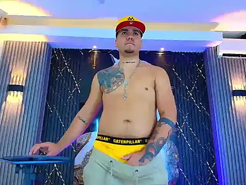 Iam_Josue-'s Webcam Show
