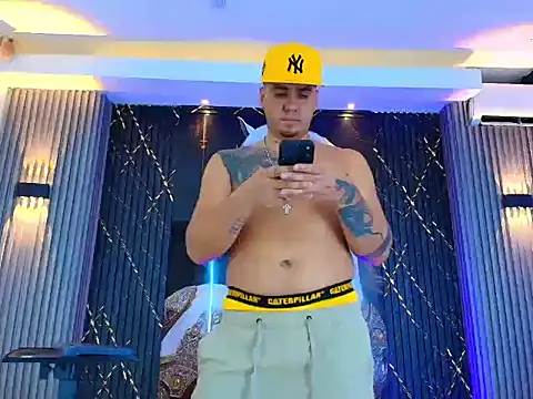 Iam_Josue-'s Webcam Show