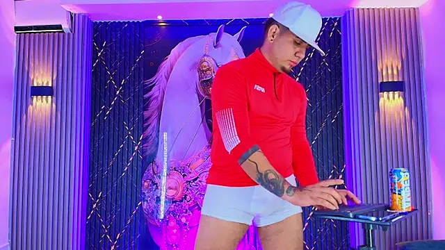 Iam_Josue- webkamerás műsora