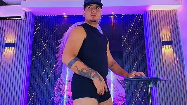 Iam_Josue- webcam show