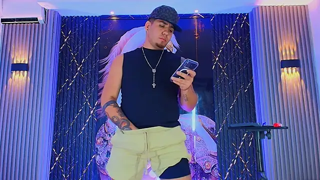 Iam_Josue- – webcam-show