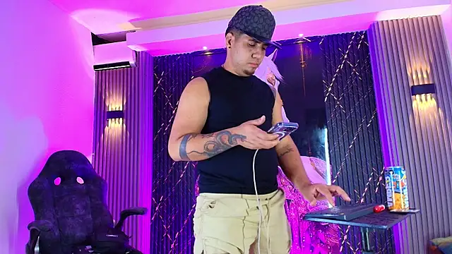 Show de Iam_Josue- na webcam