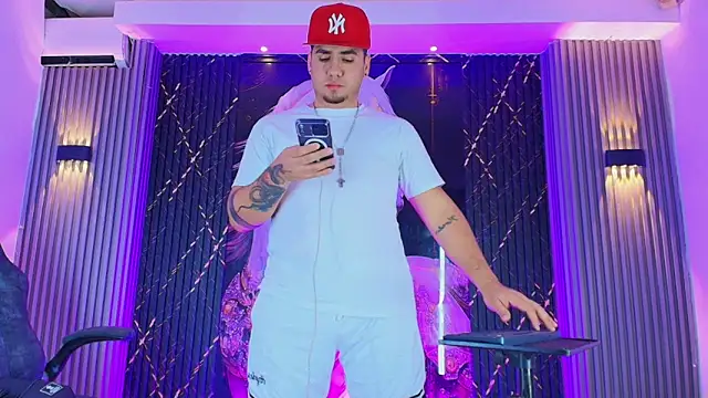 Iam_Josue-n Webbikameraesitys