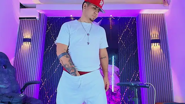 Iam_Josue- Webcam-Show