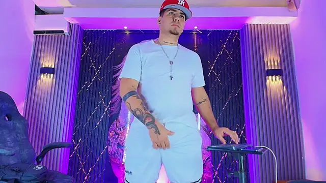 Iam_Josue- webkamerás műsora