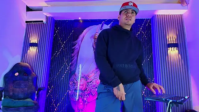 Iam_Josue-'s Webcam Show