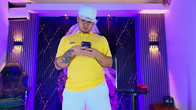 Iam_Josue- webkamerás műsora