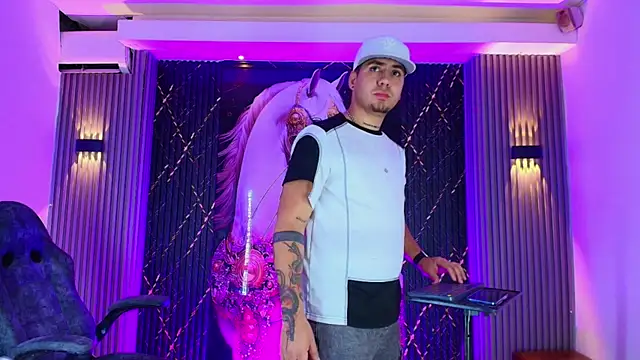 Вебкам-шоу Iam_Josue-