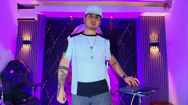 Iam_Josue- Webcam show