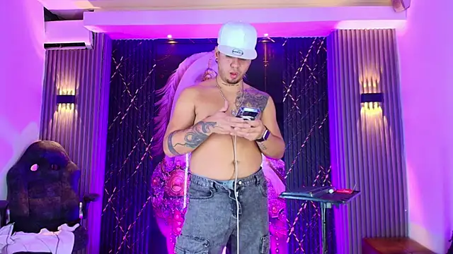 Iam_Josue- Webcamshow