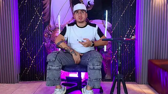 Iam_Josue- Webcam Show