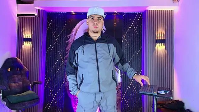 Iam_Josue- webkamerás műsora