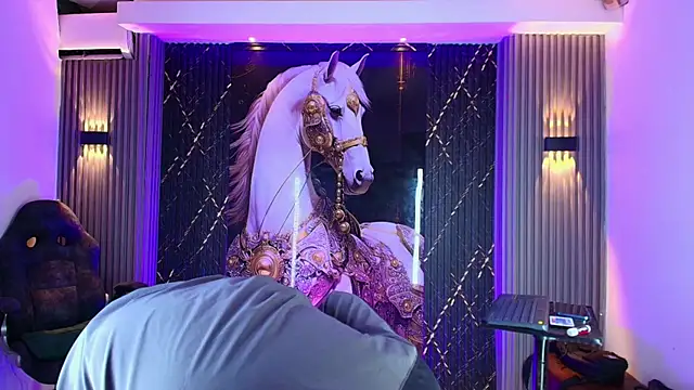 הופעת וובקאם של Iam_Josue-