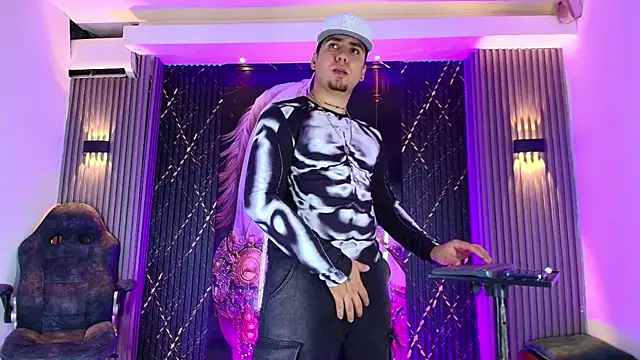 Iam_Josue- webcam show