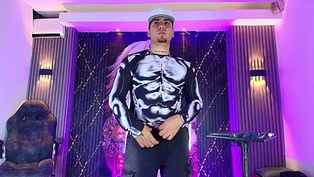 Show modela Iam_Josue- na web-kameri