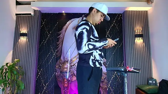 Iam_Josue- Webcamshow