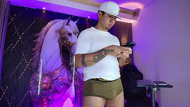 Iam_Josue- webkamerás műsora