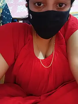 moumondal4's Live XXX Chat