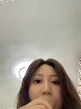 xiaoyizi20261 Webcam Show