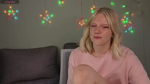 Lilly_Jhonass' Live XXX Chat