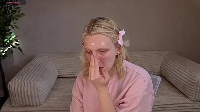 Lilly_Jhonass 라이브 XXX 채팅
