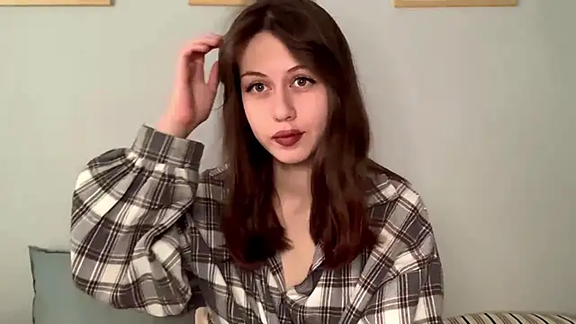 EvanRenzo Show in webcam