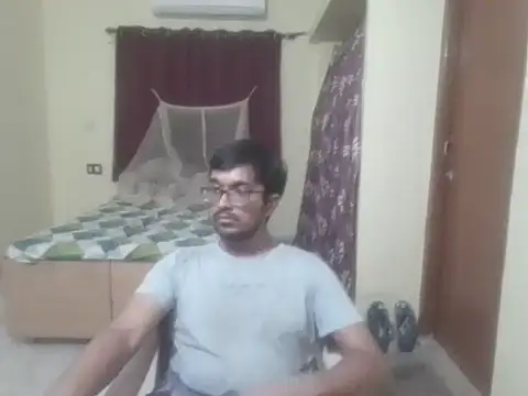 عرض كام decent_person_001