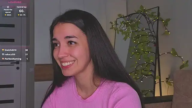 MollyGilberg Live XXX Chat