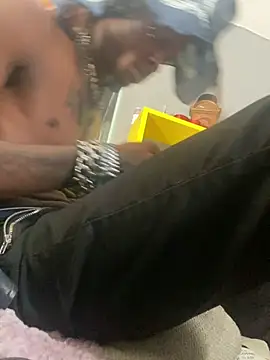 DaeDotFrankyLoko Show in webcam