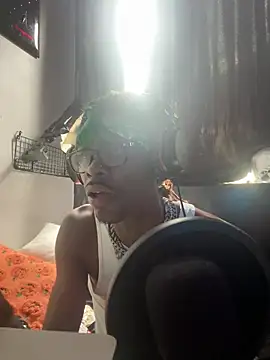 عرض كام DaeDotFrankyLoko