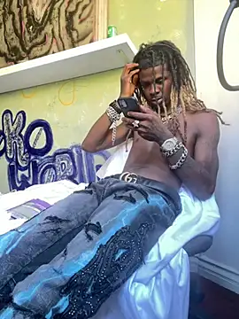 DaeDotFrankyLoko Show in webcam