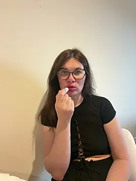 Show modela Sophie_Virginia na web-kameri