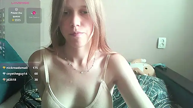 Show modela huba_boobies na web-kameri