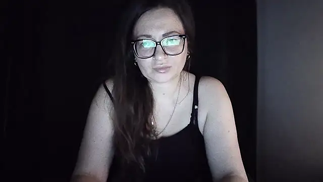 NoraMilf's Live XXX Chat