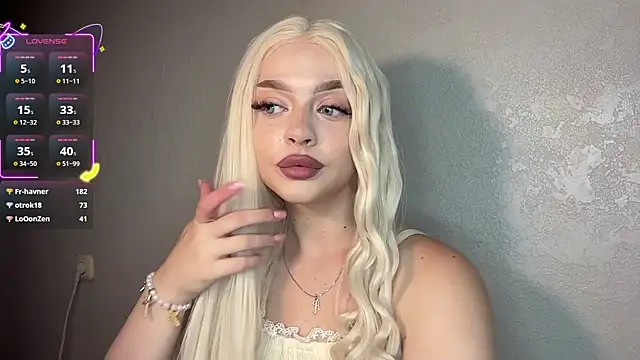 ElsaJeanX's Live XXX Chat