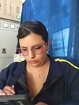 Webkamerová show YINNA__24
