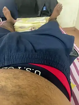 mirchicouplz ওয়েবক্যাম শো